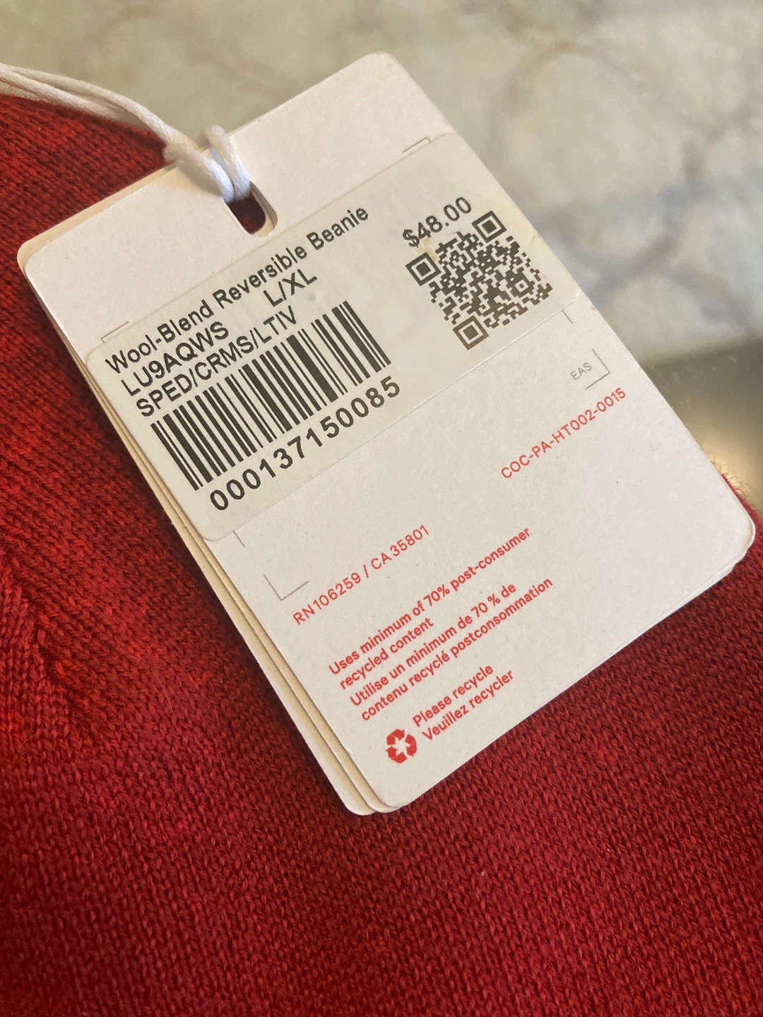 Lululemon Canada red Reversible Beanie L/XL - photo 2