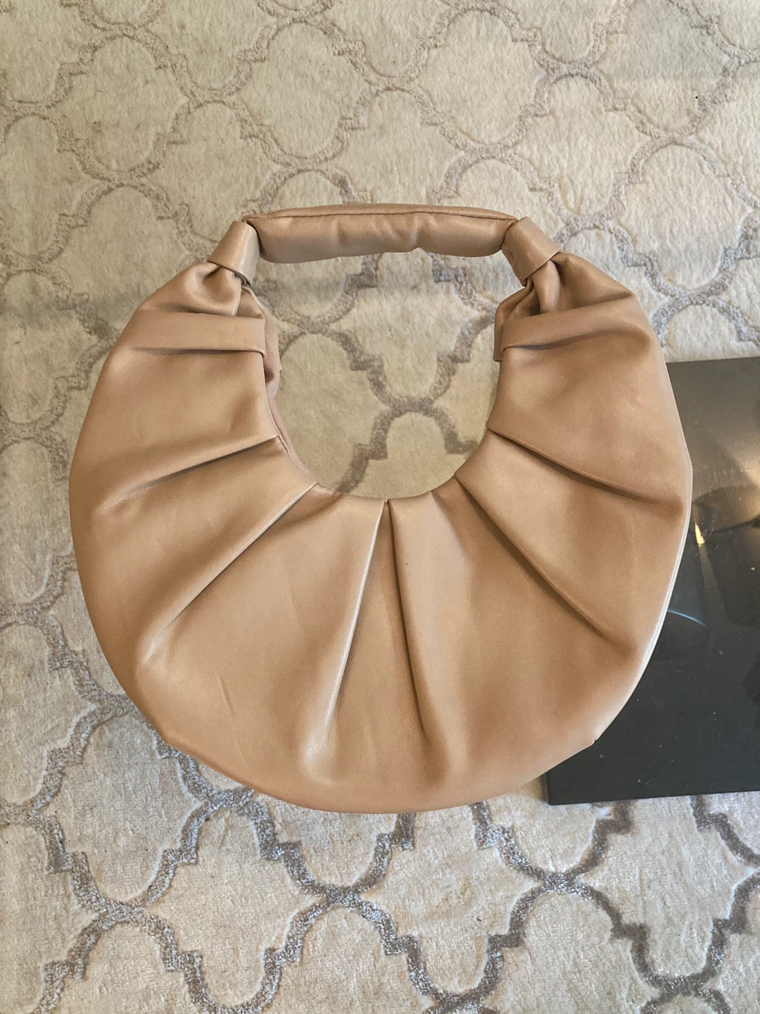 Forever 21 Beige Magnetic Closure Bag - photo 2
