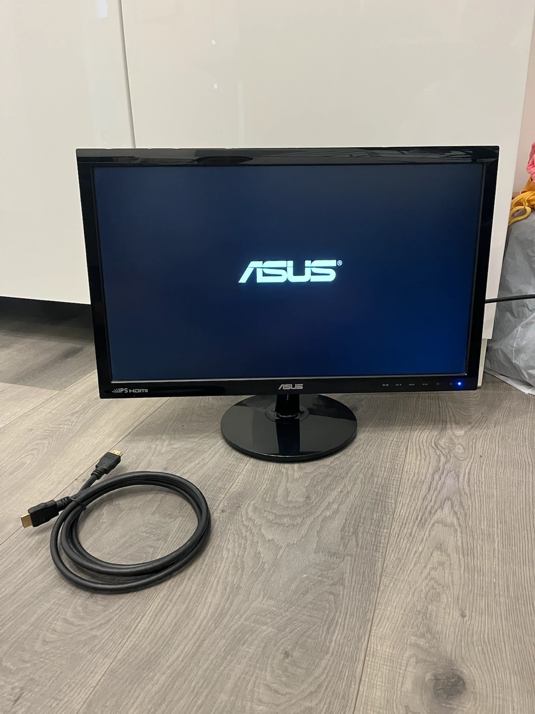 ASUS 21-inch IPS HDMI Monitor - photo 2
