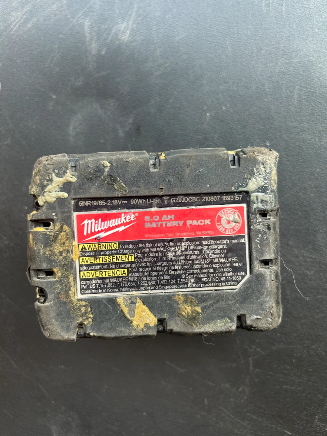 Milwaukee M18 RedLithium High Output XC6.0 Battery - photo 2