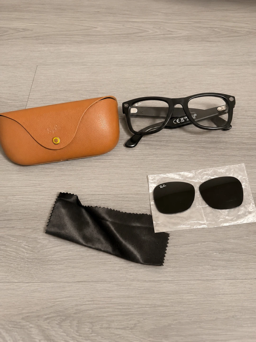 Ai Smart Glasses, Camera,Music,Call ,12 mins Recording, Pictures