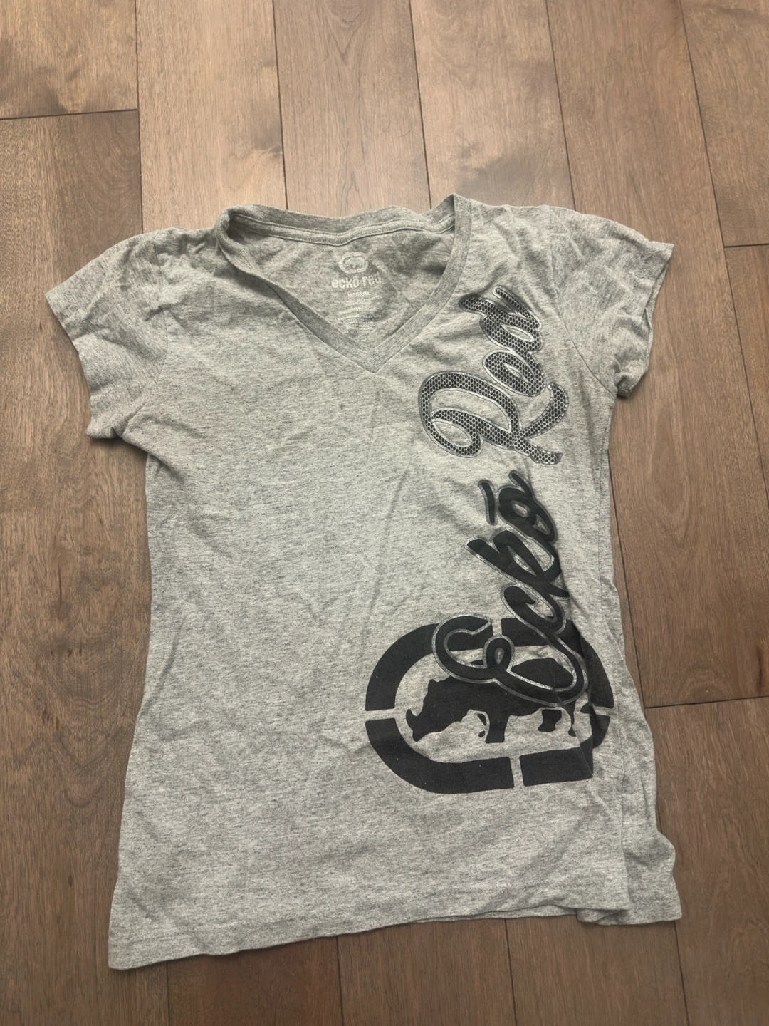 y2k Ecko Unltd. Grey V-Neck T-Shirt