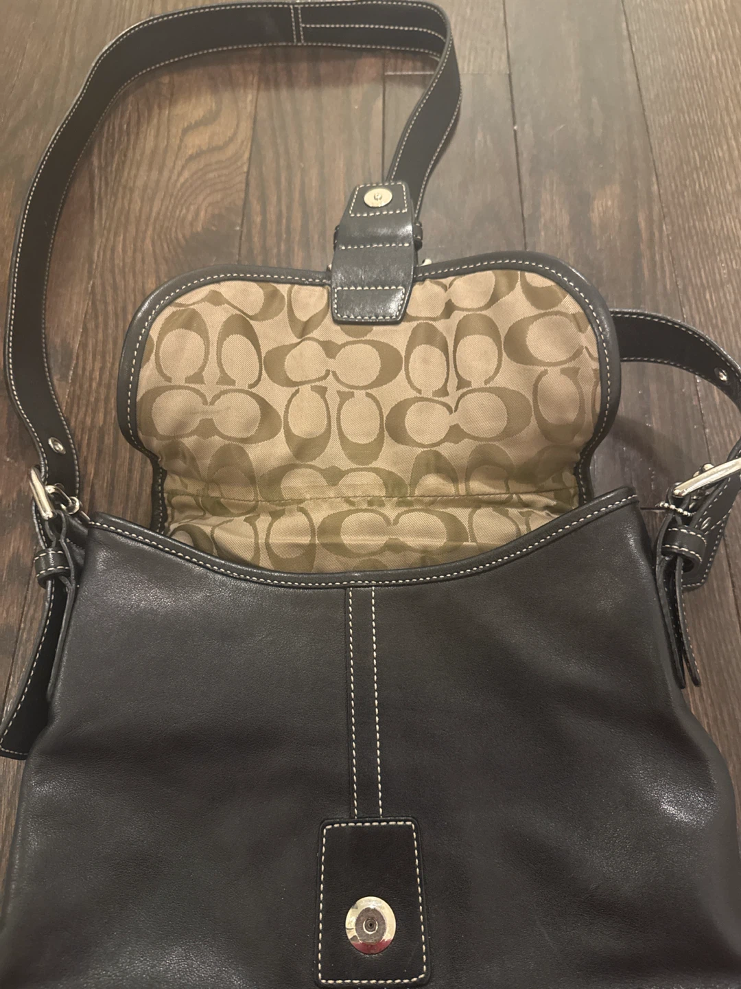 Coach Black Leather Shoulder Bag - photo 2
