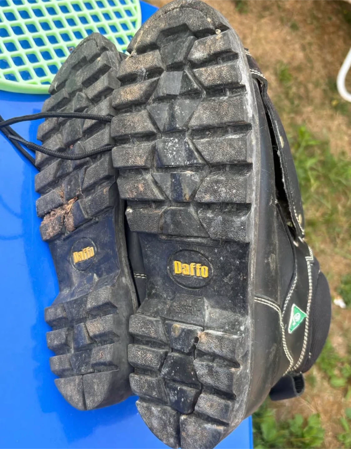 Daffo work boots like new - photo 4