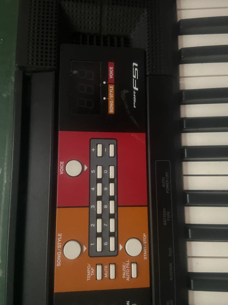Yamaha PSR-F51 Portable Keyboard - photo 4