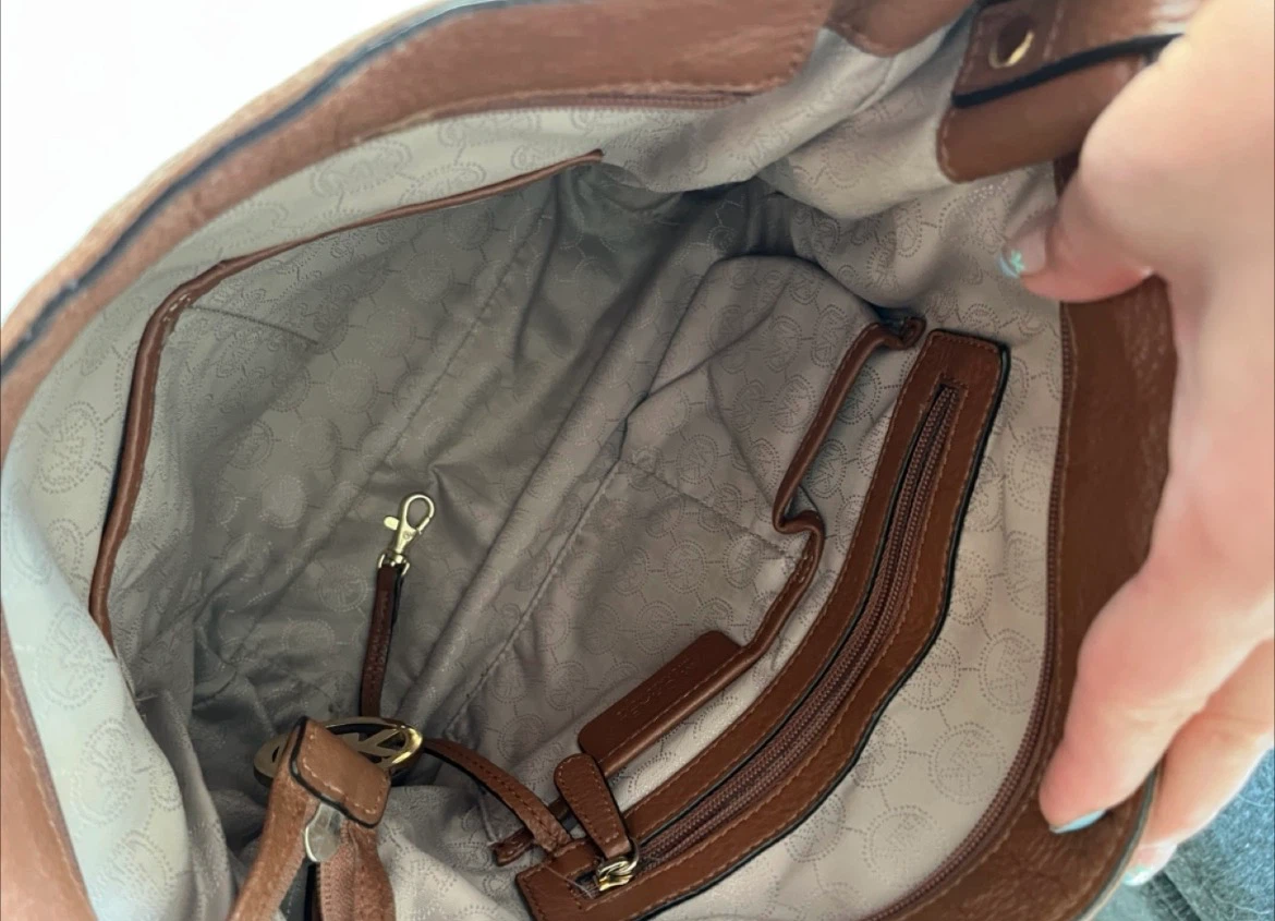 Michael Kors Brown Leather Shoulder Bag - photo 4