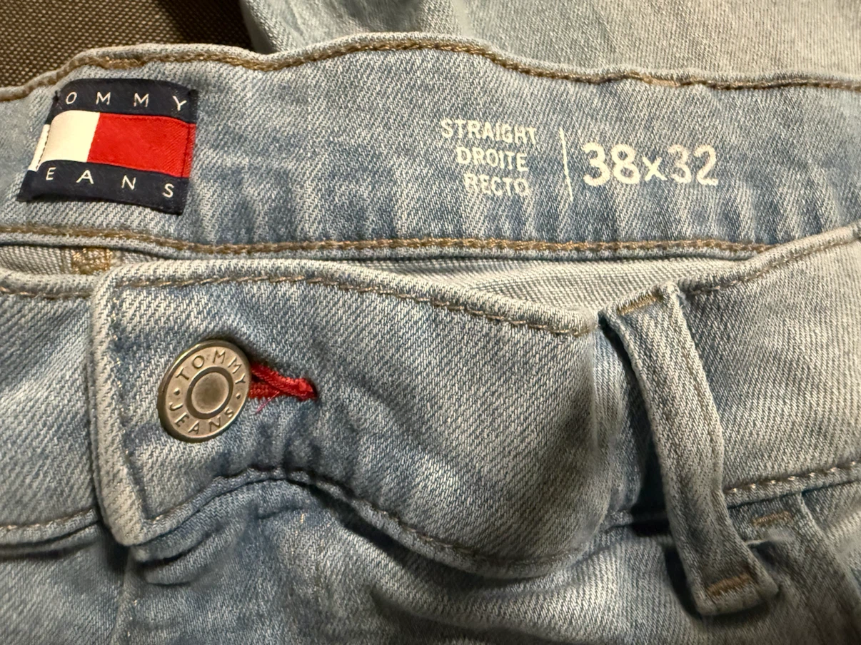 Tommy Jeans Straight Fit Light Wash Jeans - photo 2