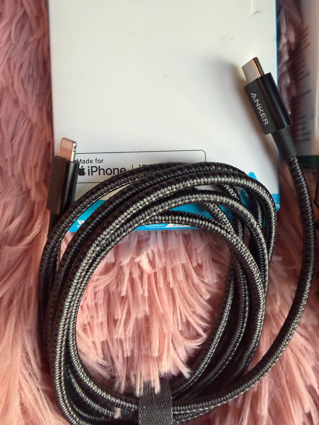 USB-C to Lightning Cable - Fast Charging - photo 2