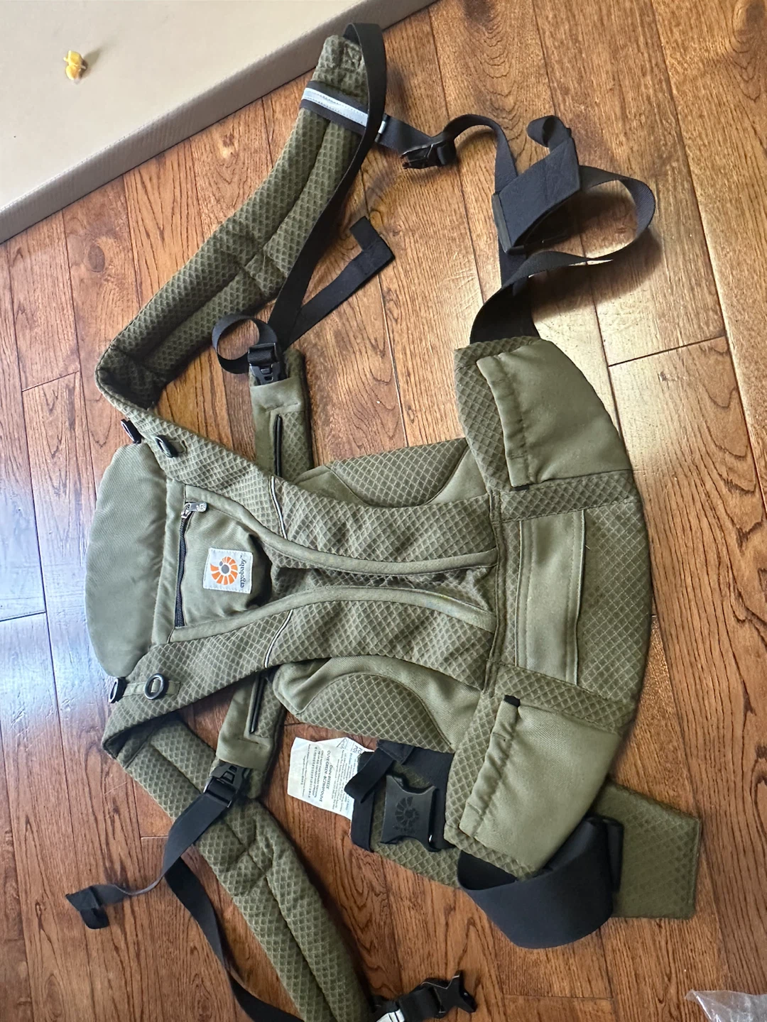 Very much new Ergobaby Omni 360 Baby Carrier