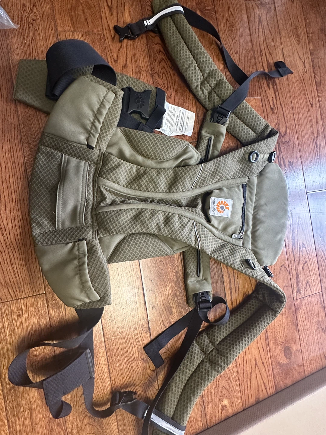 Very much new Ergobaby Omni 360 Baby Carrier - photo 2