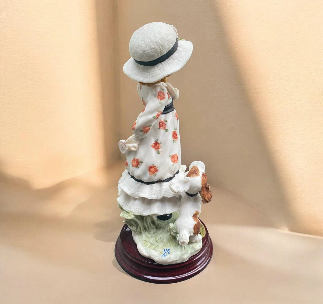 Giuseppe Armani Figurine - Girl with Dog - photo 2