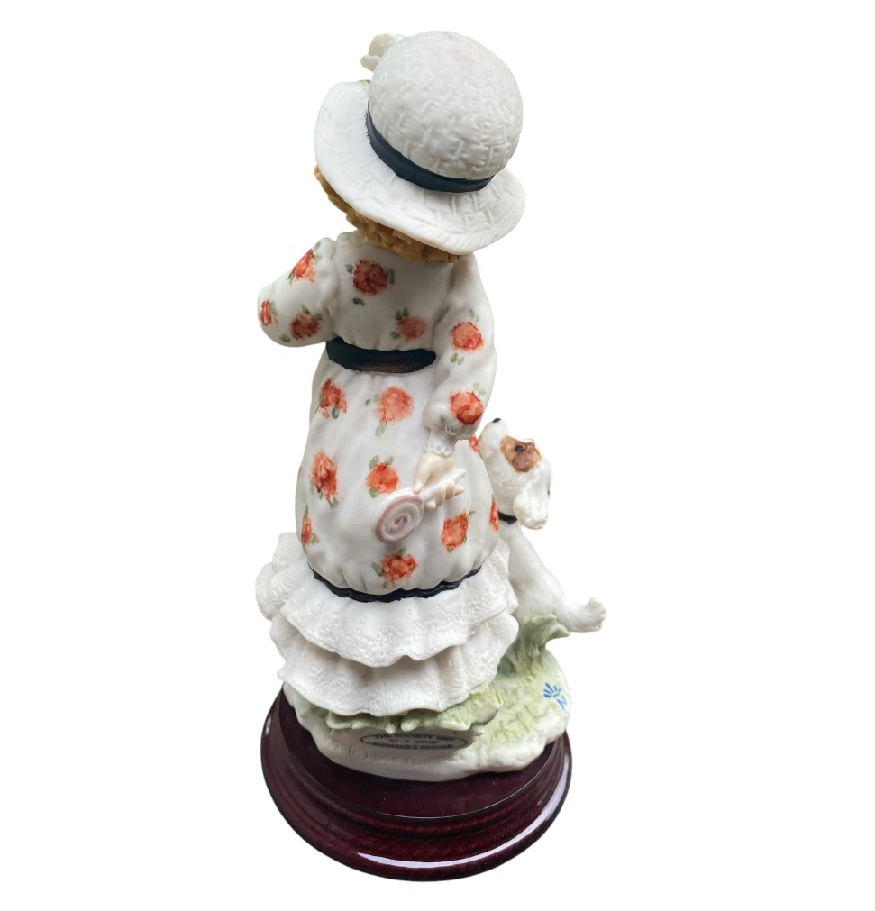 Giuseppe Armani Figurine - Girl with Dog - photo 3