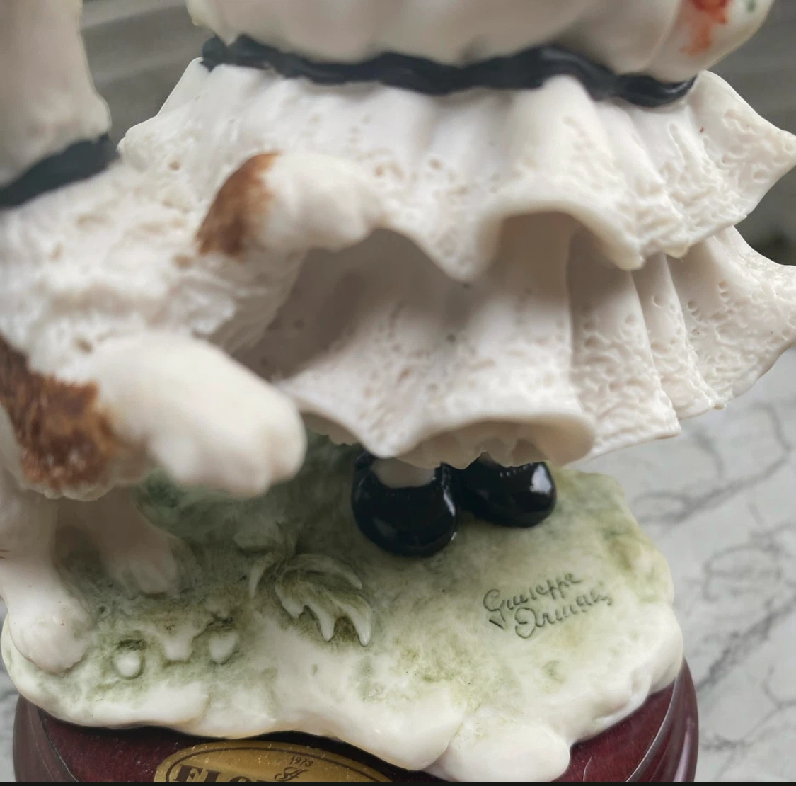 Giuseppe Armani Figurine - Girl with Dog - photo 5