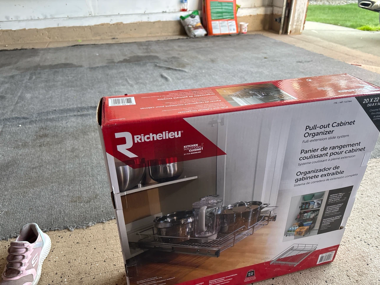 Richelieu Pull-Out Cabinet Organizer - photo 3