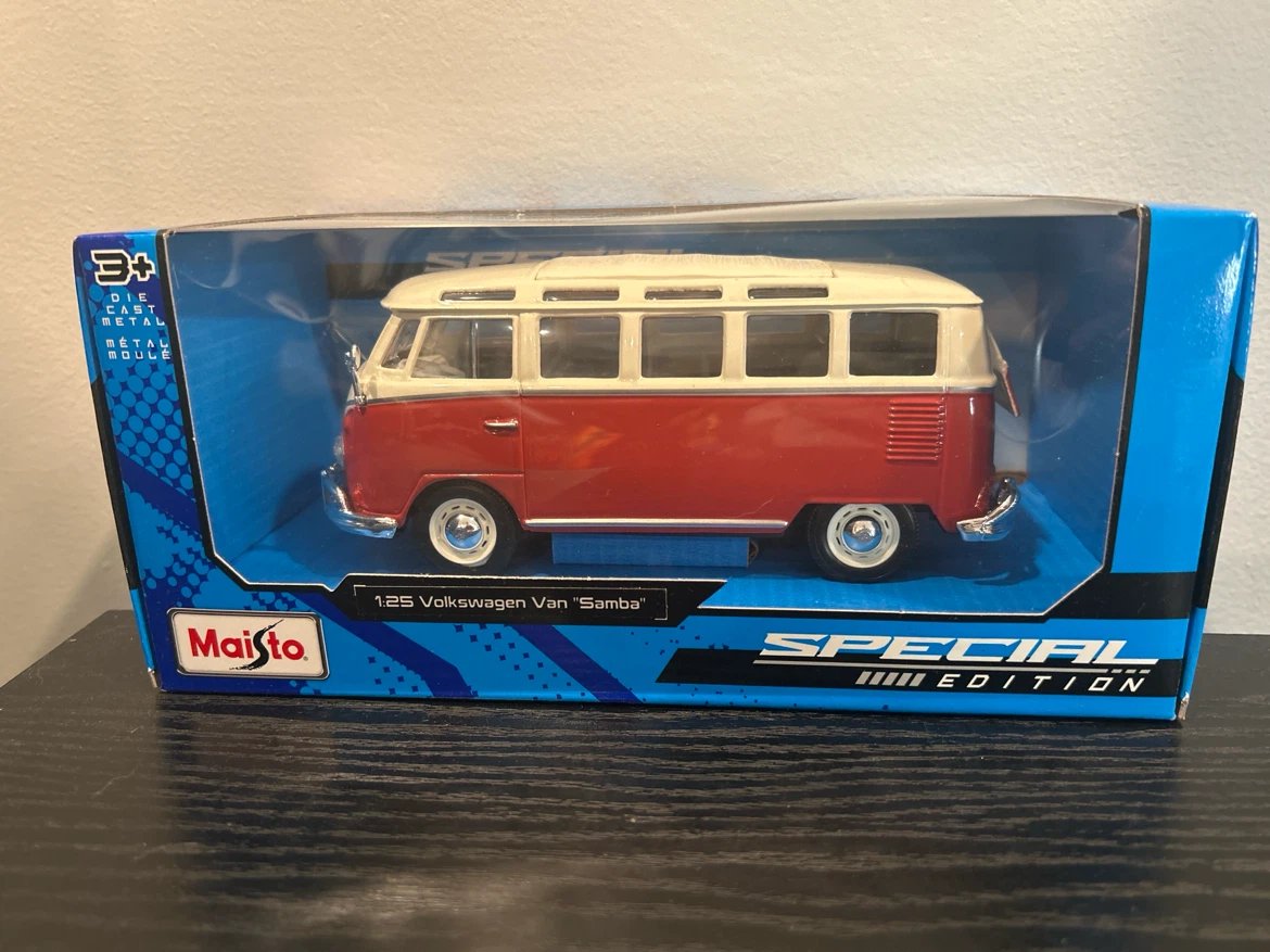 Maisto 1:25 Volkswagen Van "Samba" Special Edition Diecast - photo 5