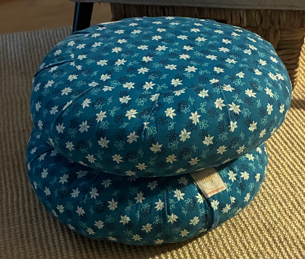 Teal Floral Round Meditation Cushion