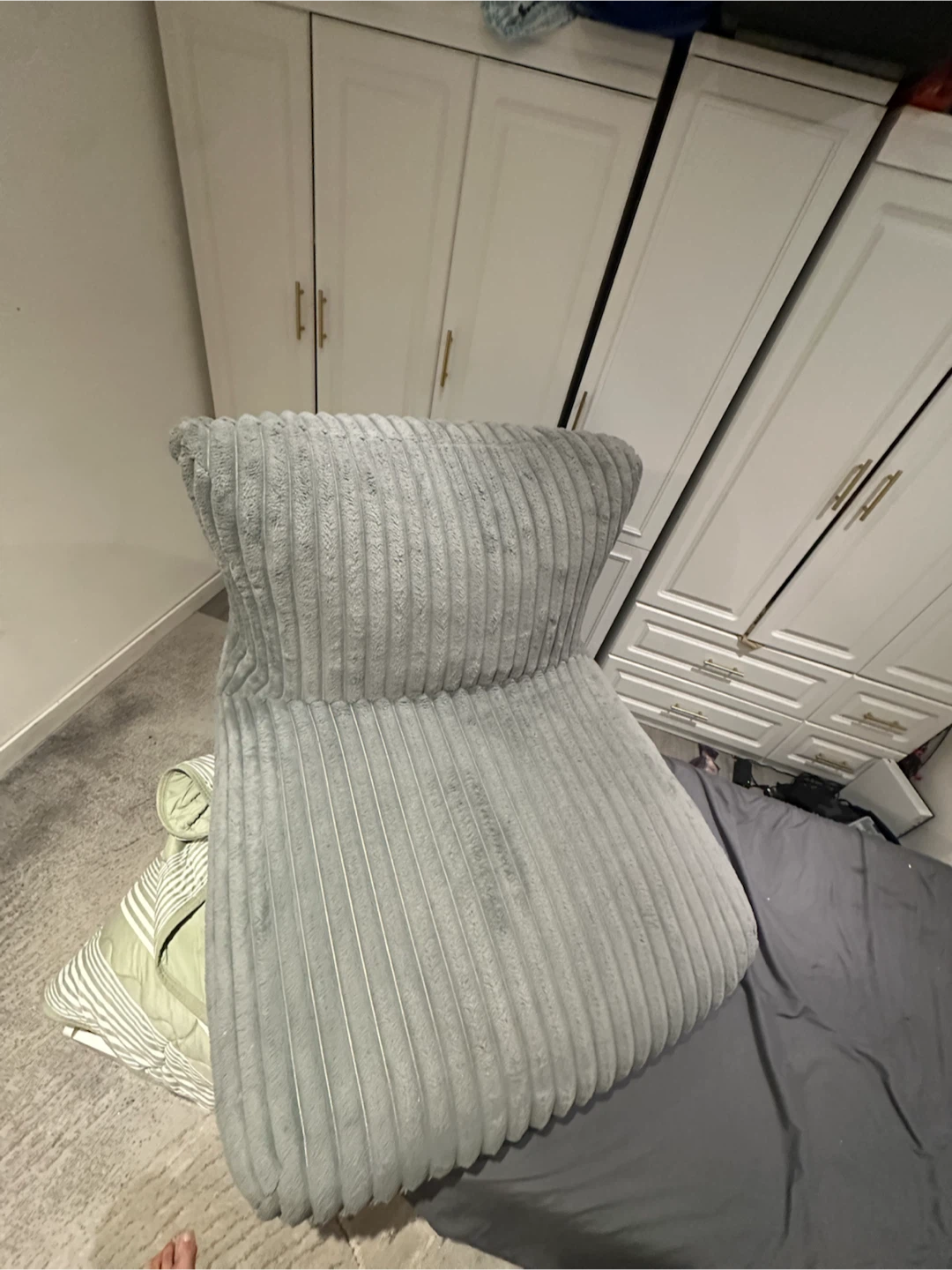 Couch/chair - photo 3