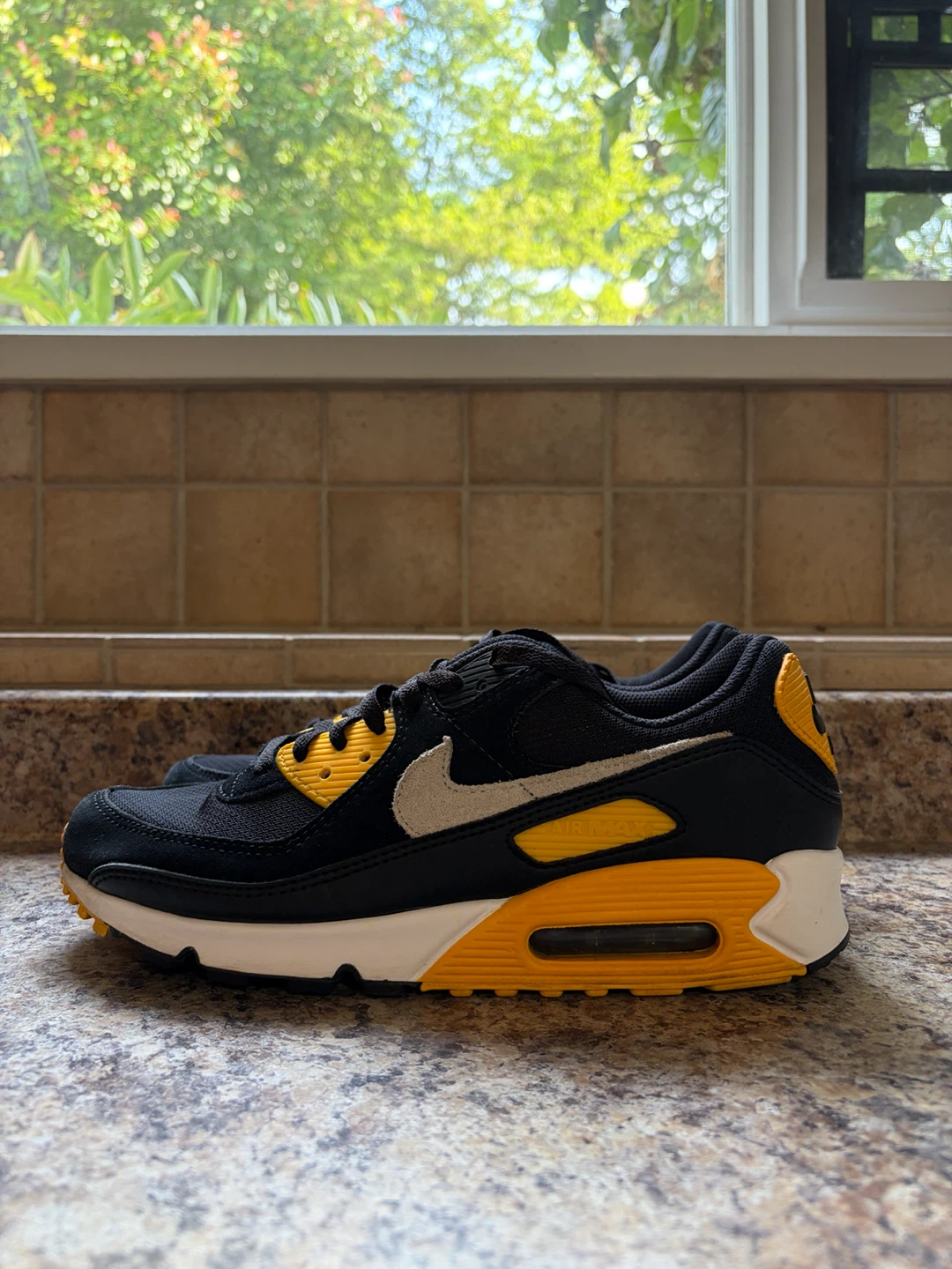Nike Air Max 90 Shoes - photo 3