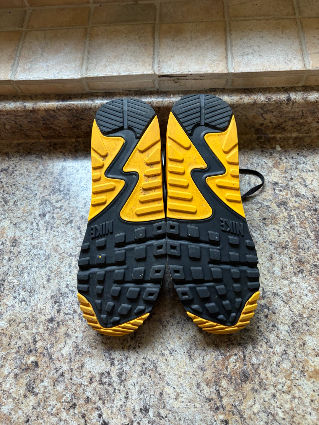 Nike Air Max 90 Shoes - photo 5