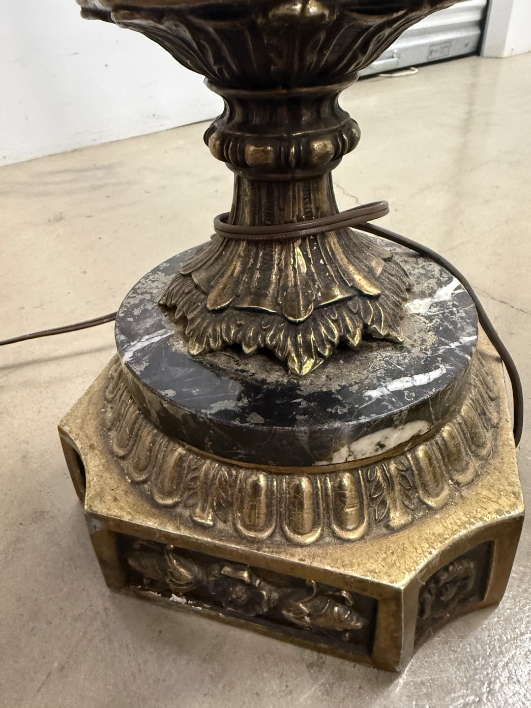 Vintage ornate table lamps (set of 2) - photo 3