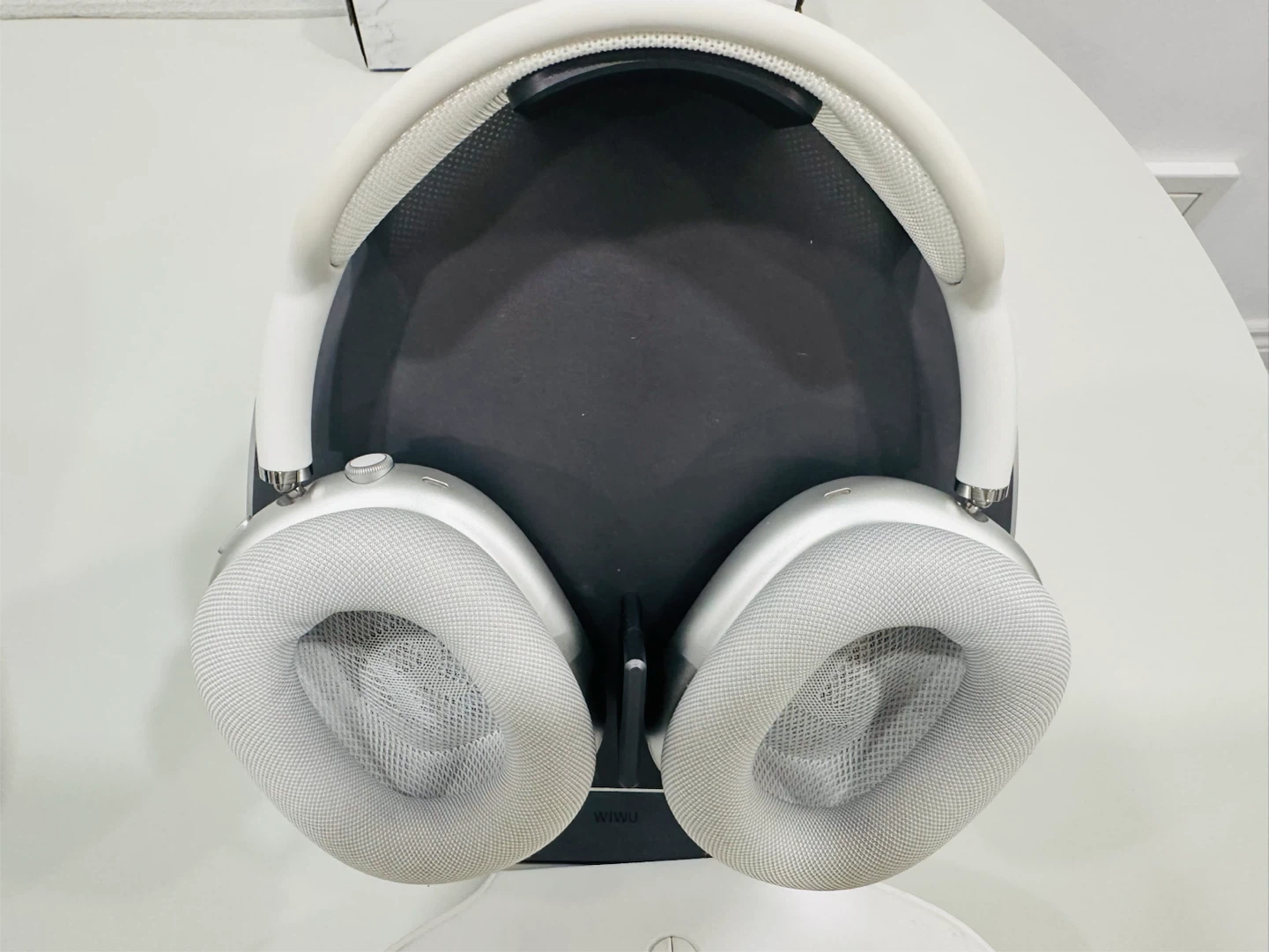 Apple AirPods Max Headphones - Silver - photo 3