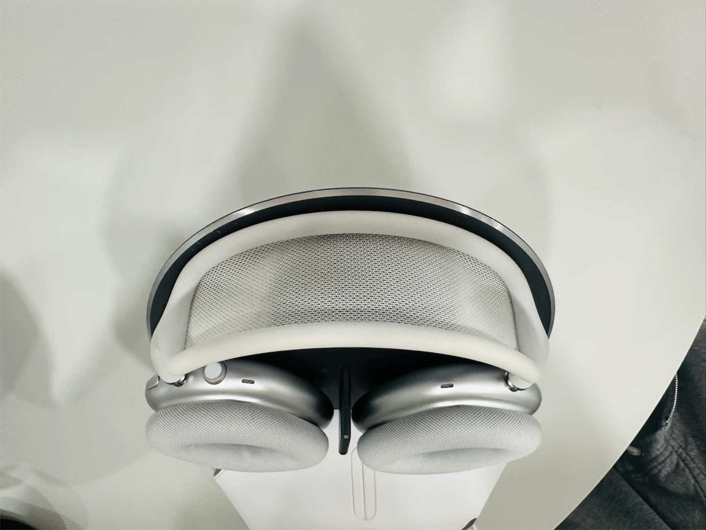 Apple AirPods Max Headphones - Silver - photo 4