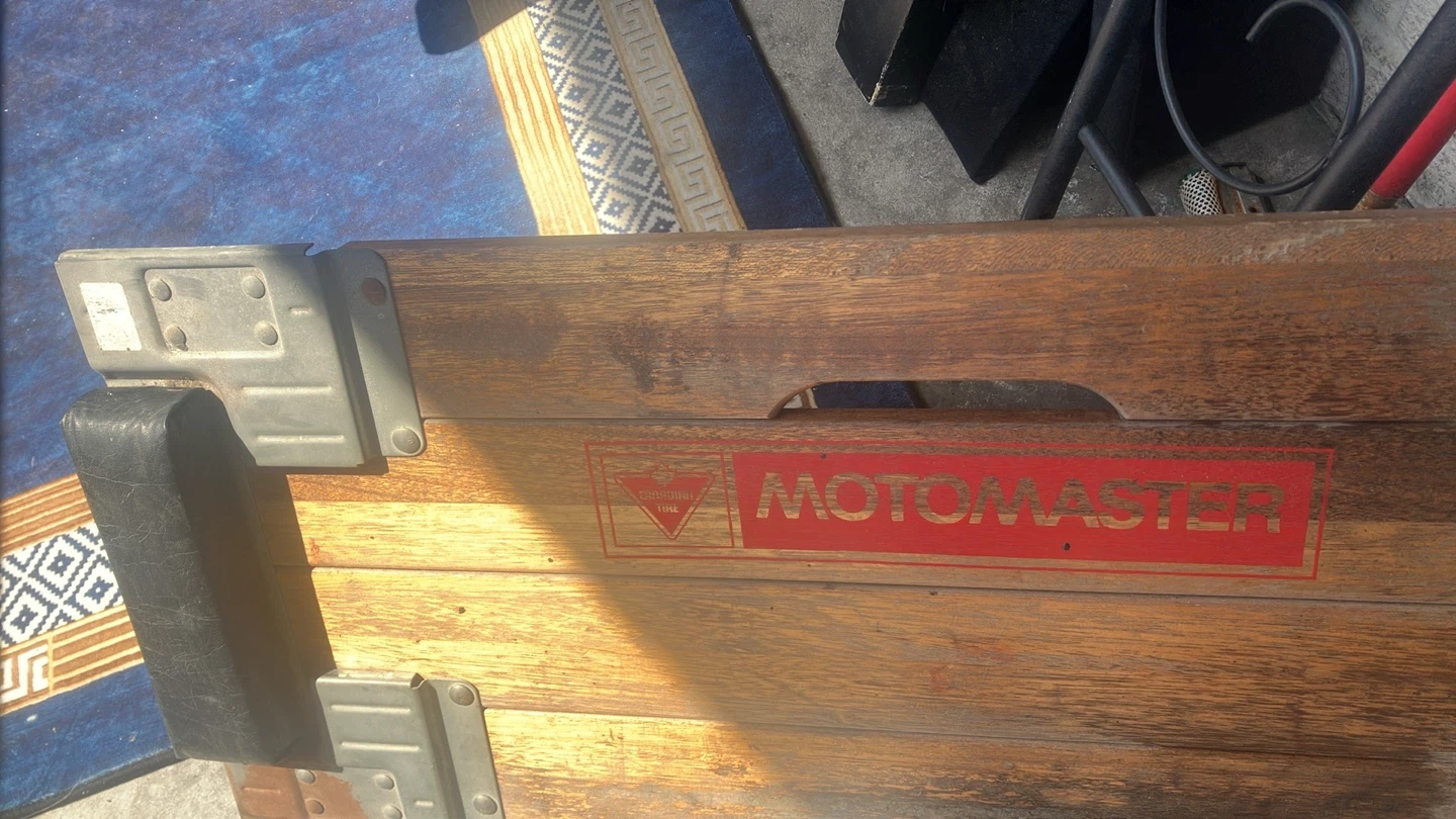 Motomaster Wooden Dolly