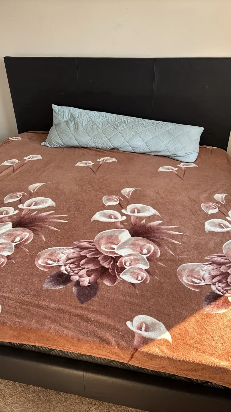 King size bed with mattress