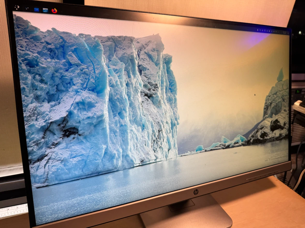 HP 27" Monitor 1440p @ 60hz - photo 3