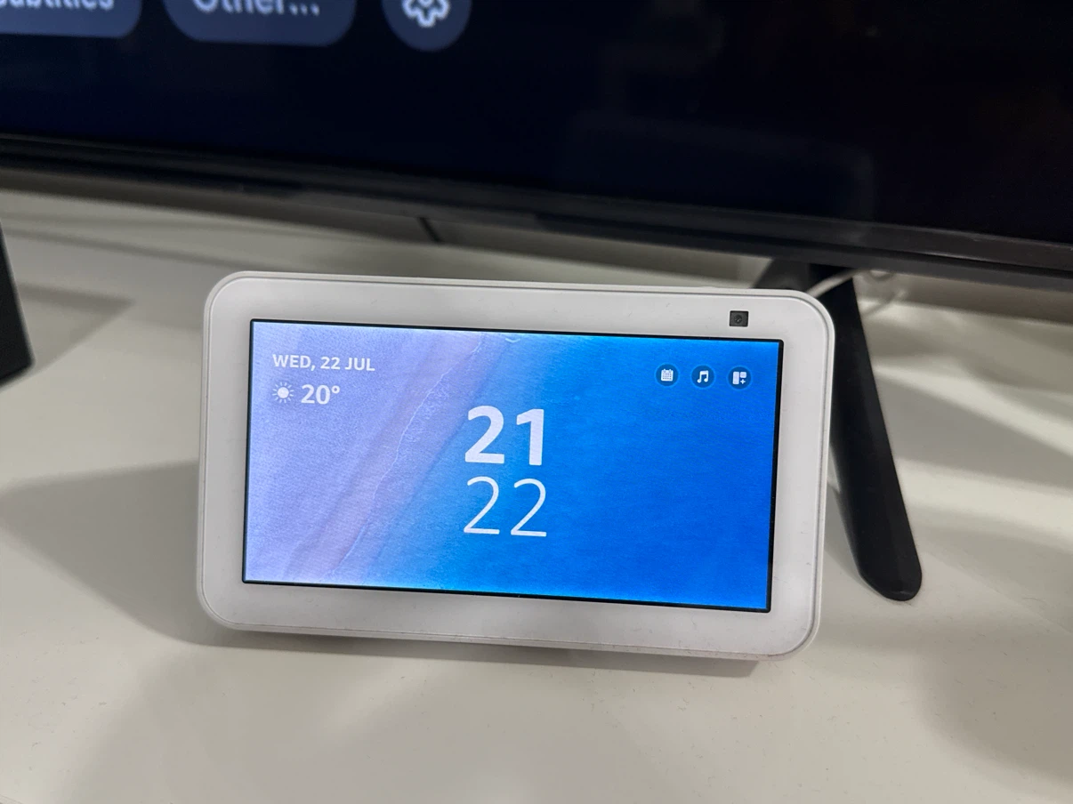 Amazon Echo Show 5 (2nd Gen) Smart Display - photo 2