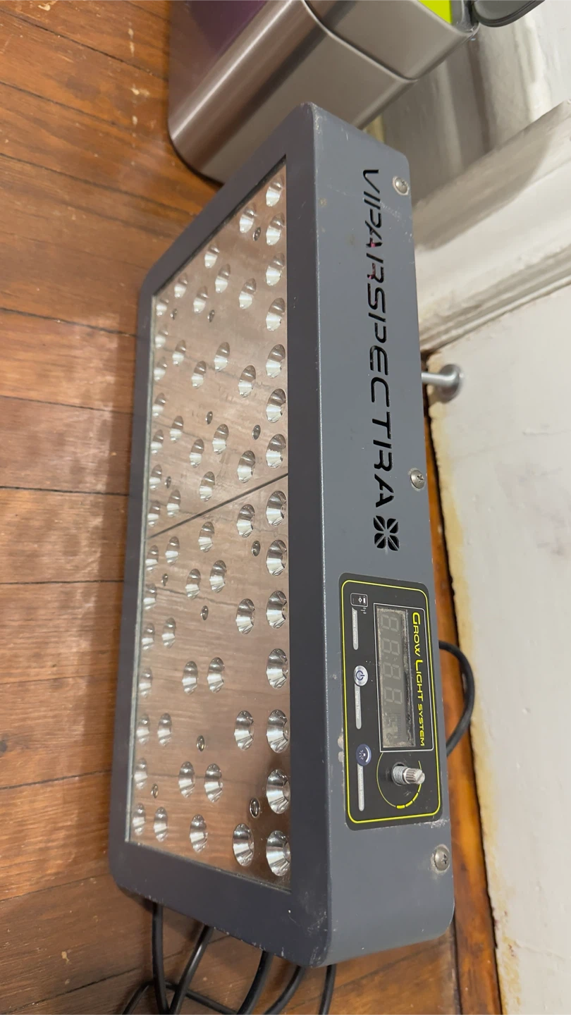 ViparSpectra VT300 Grow Light System