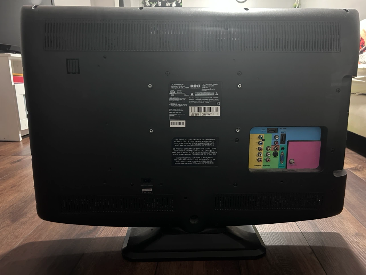RCA 32 inch TV - photo 2