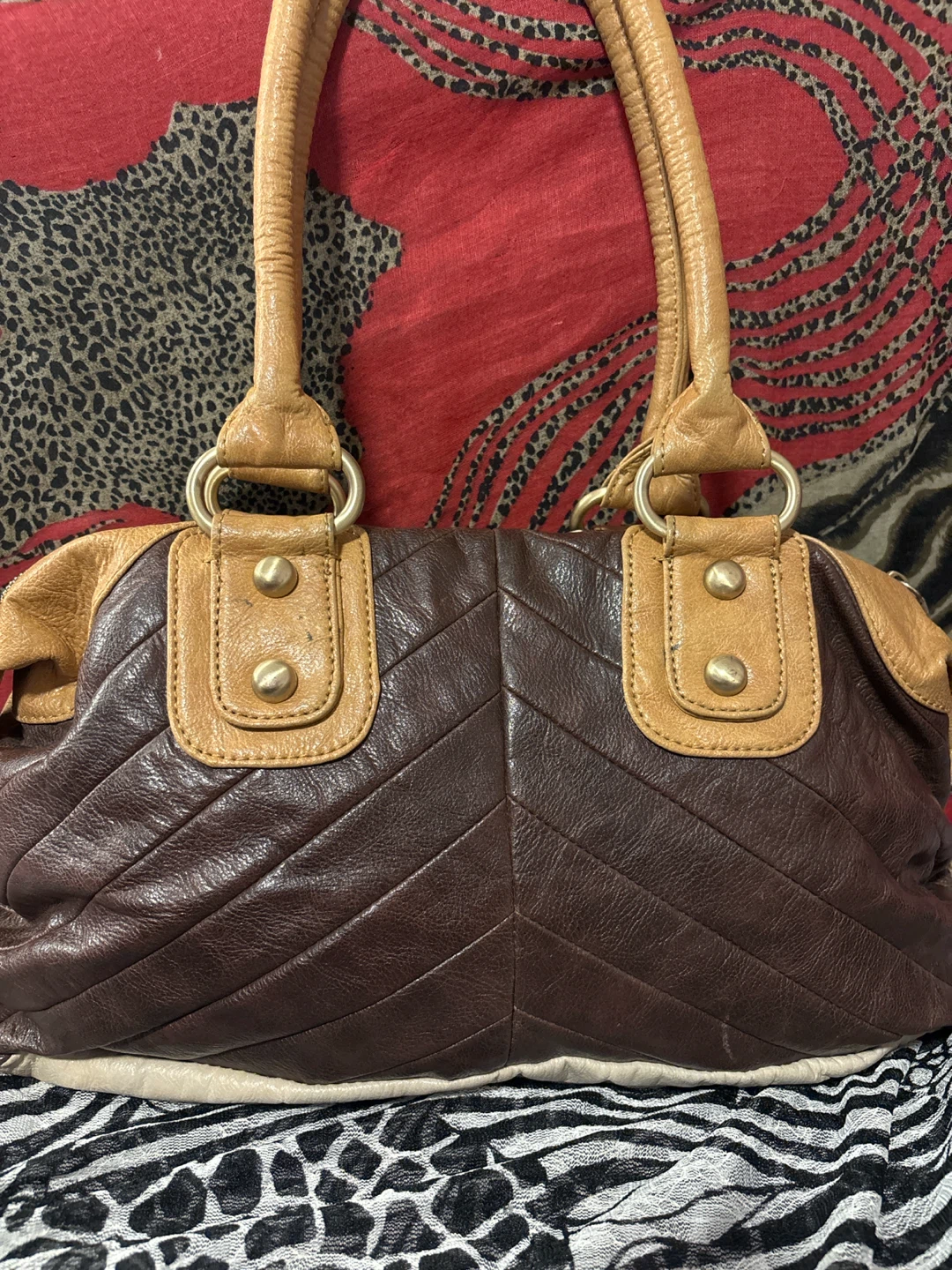 Guess Chevron Satchel Handbag - photo 2