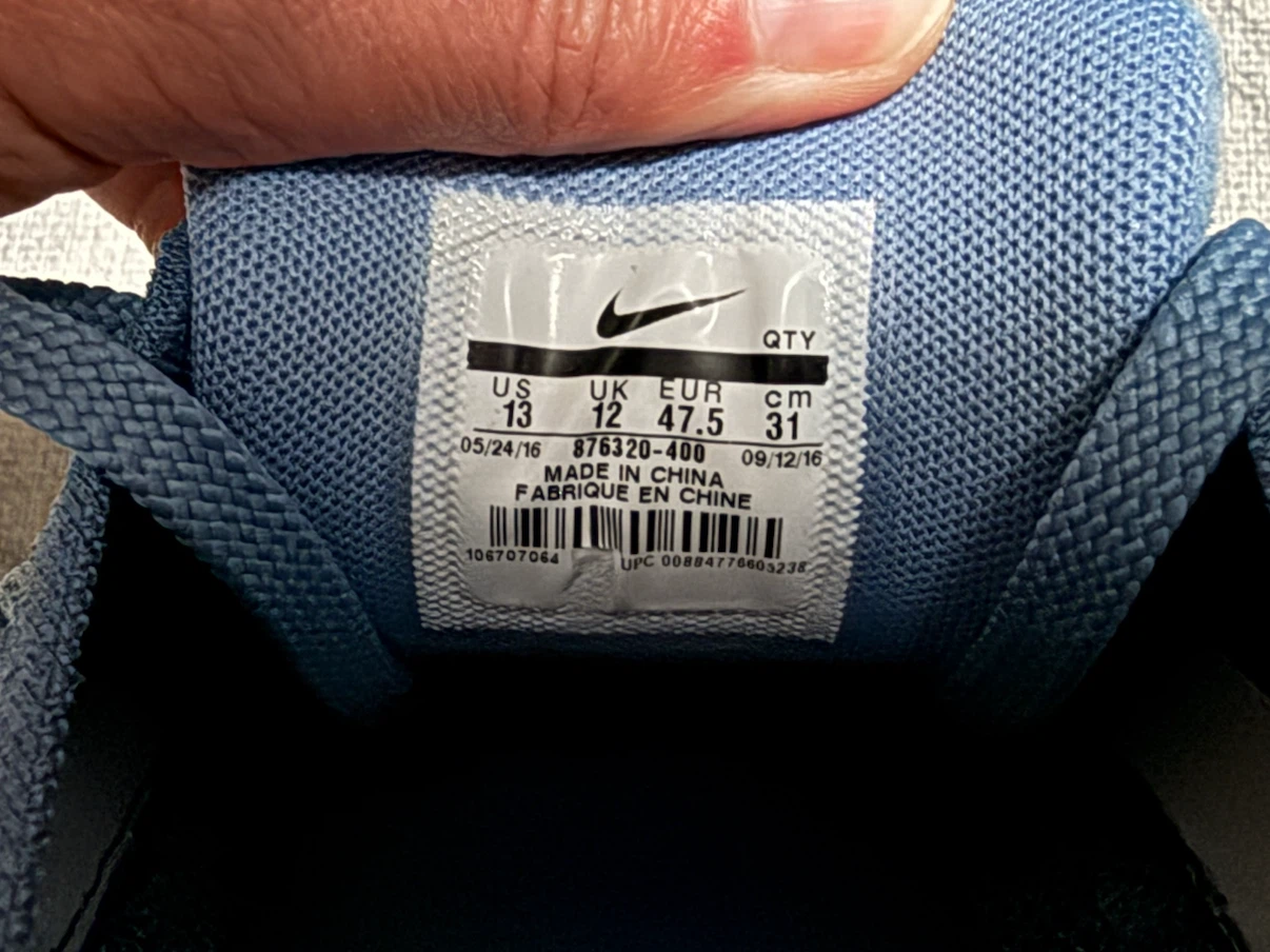 Men’s Nike FlyKnit AirMax Sneakers - Size 13 - photo 5