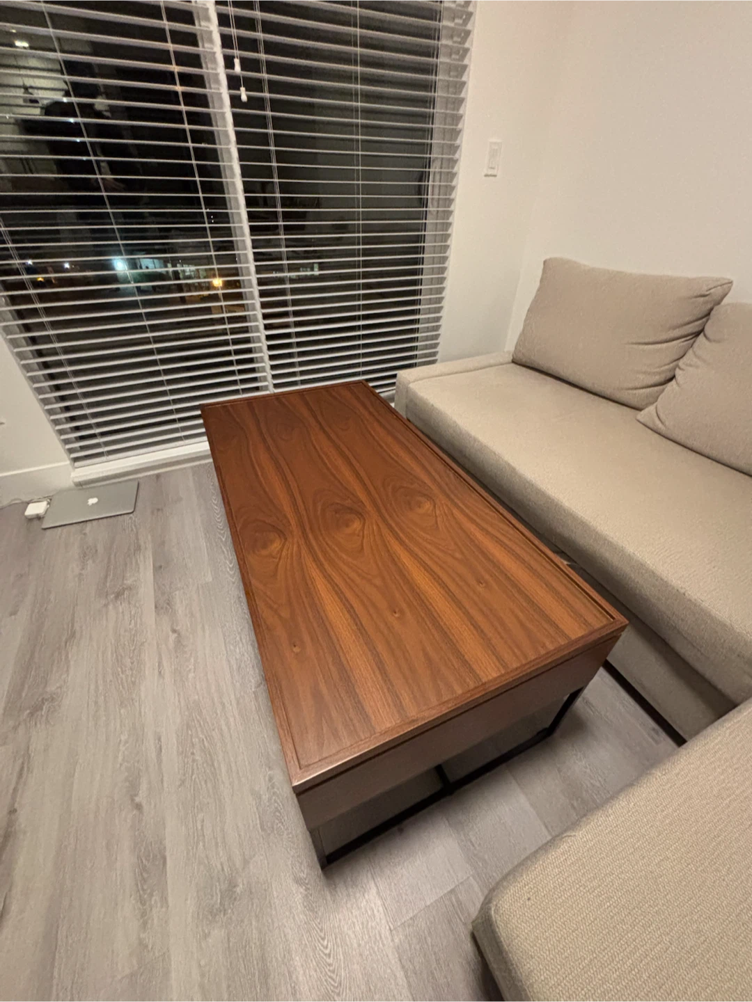 Lift Top Coffee Table with Storage