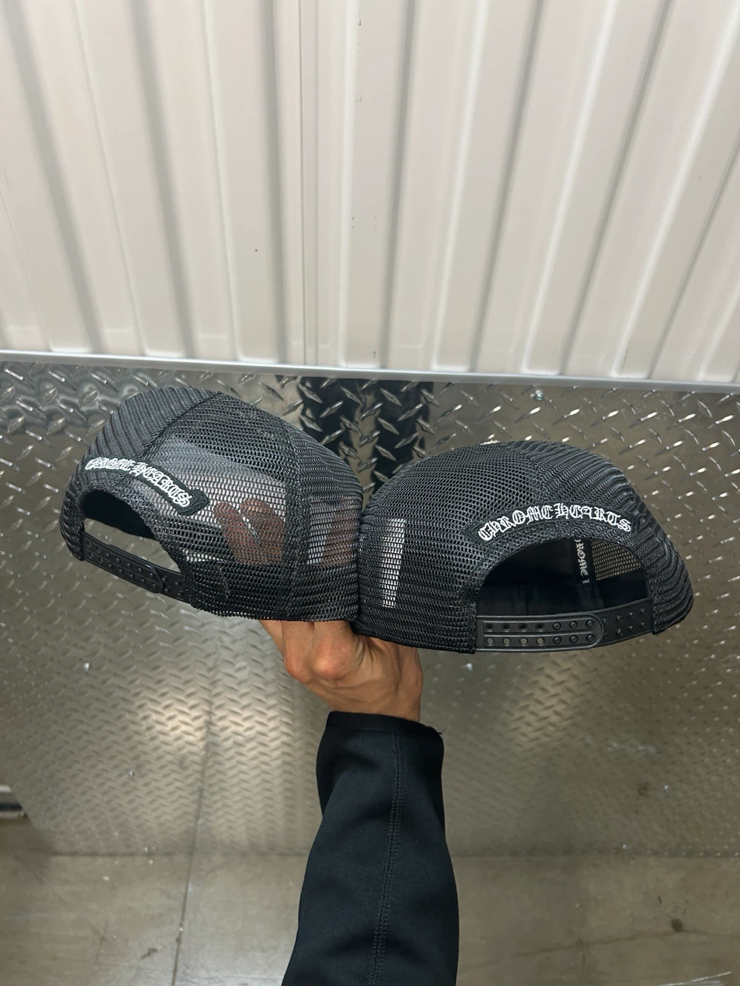 Chrome Hearts Trucker Hats - photo 2