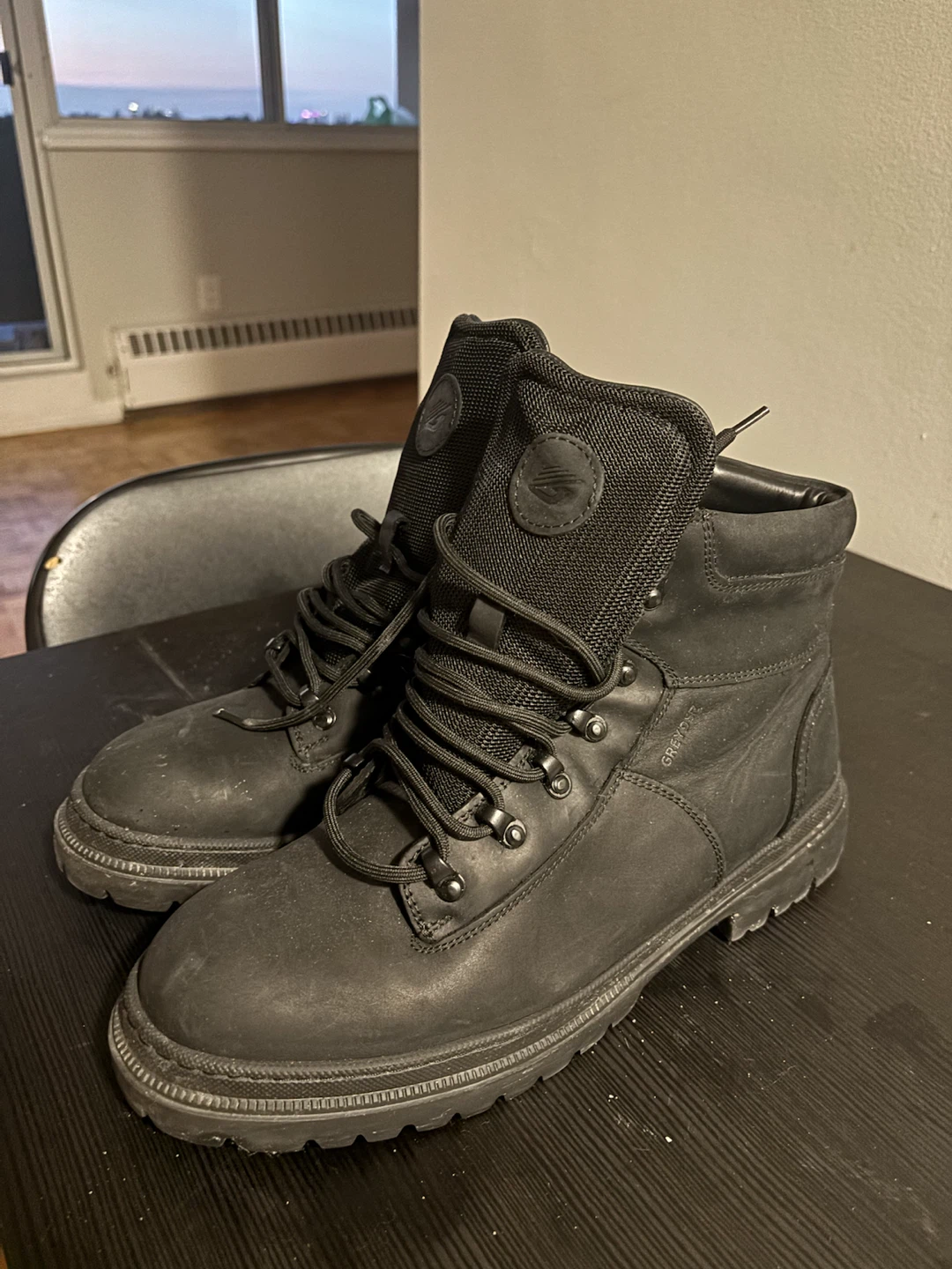 Greyder Black Leather Memory Foam Boots - Size 45