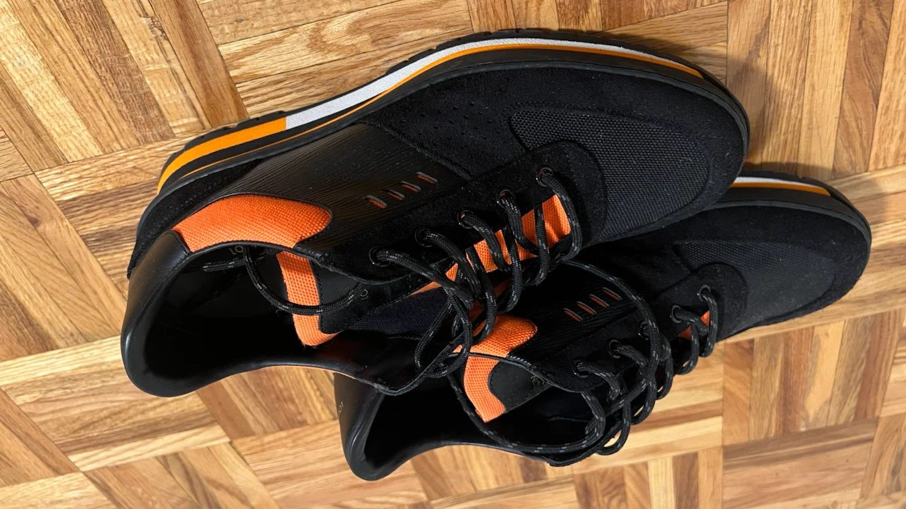 Louis Vuitton Black & Orange Sneakers Size 9 - photo 2