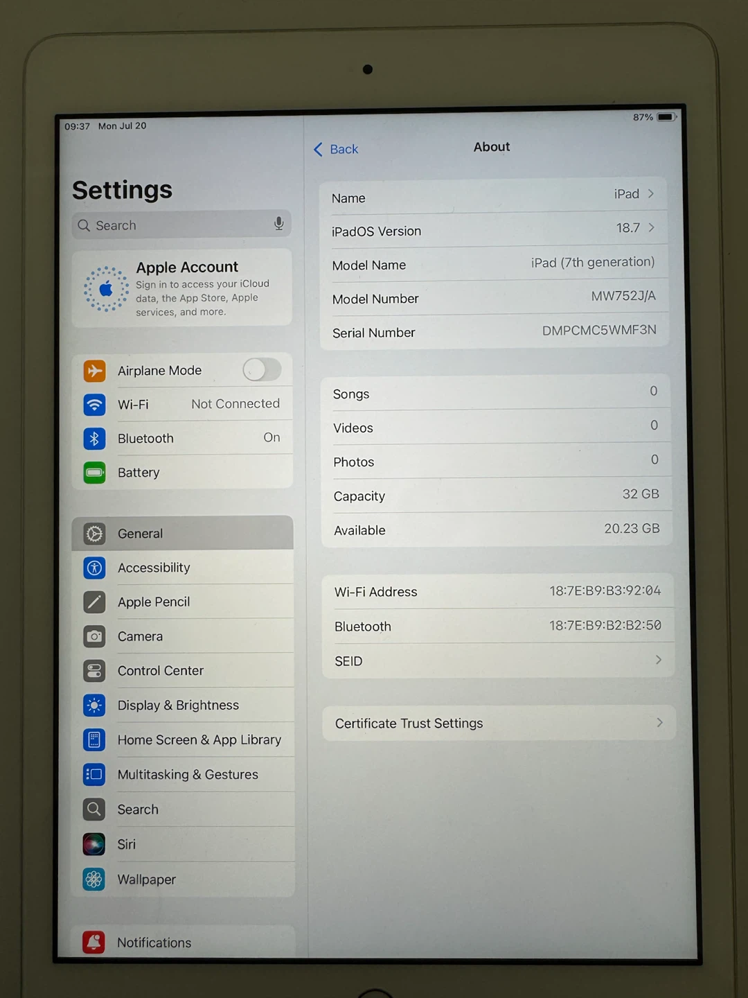 Apple iPad 7th gen 32GB - photo 2