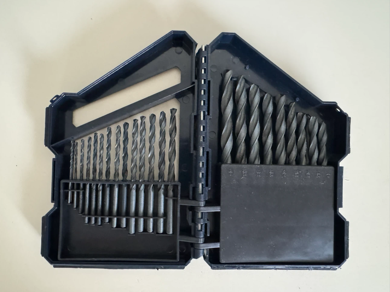 Mastercraft 24-Piece Black Oxide High Speed Steel Drill Bit Set - photo 2