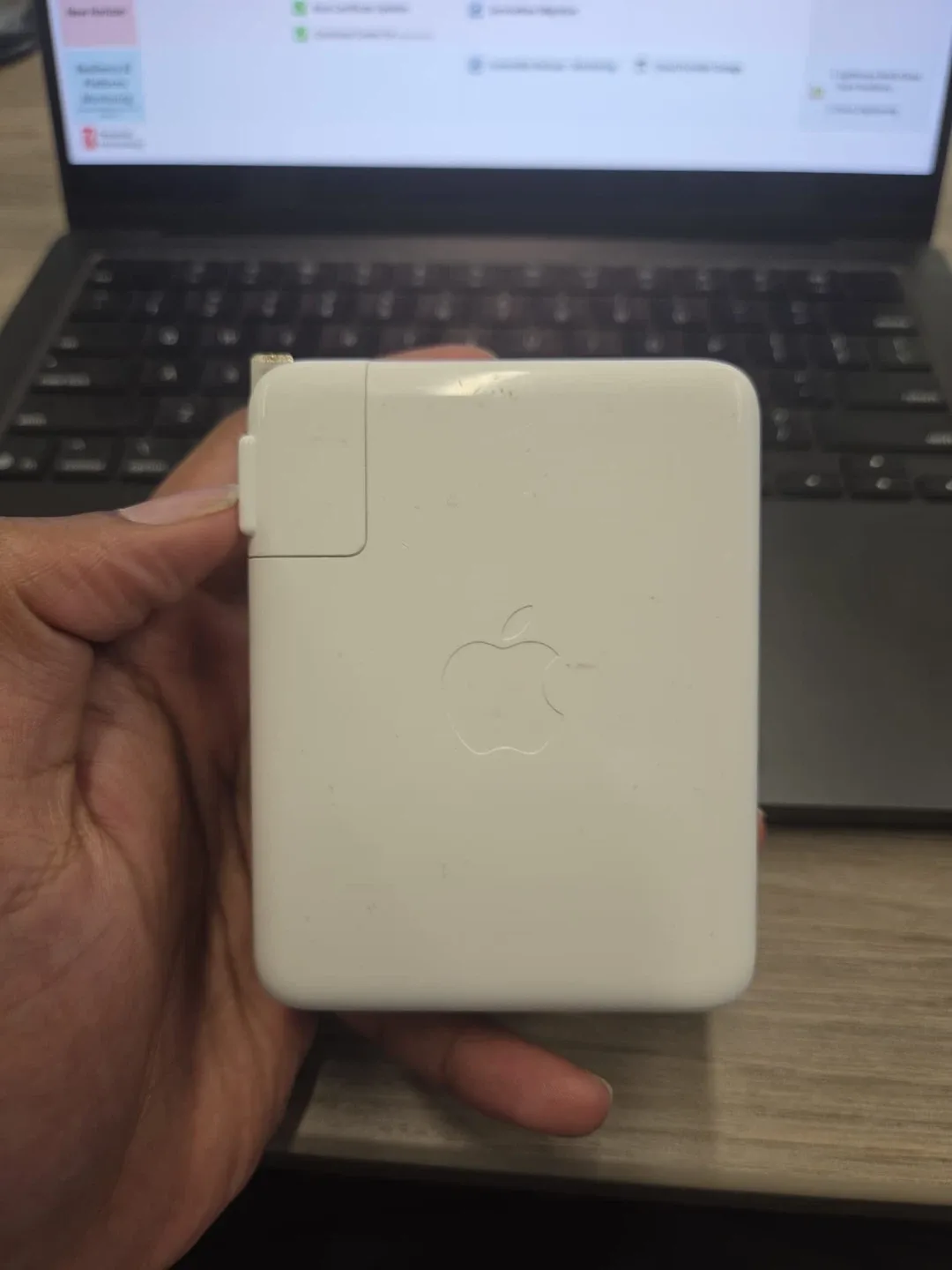 Apple USB-C Power Adapter and Cable - photo 3