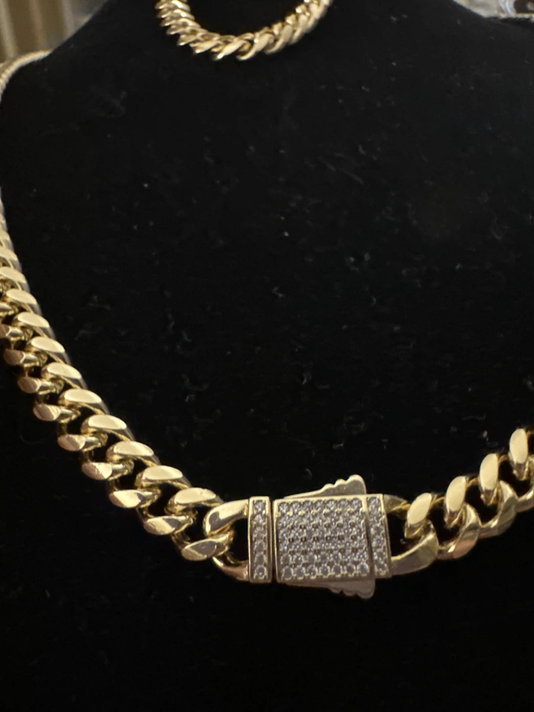 14k Gold laminated Chain Necklace and Bracelet Set - photo 3