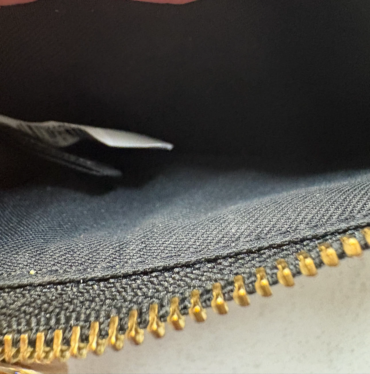 Marc Jacobs Top Zip Multi Card Wallet in Tiger Print - photo 3