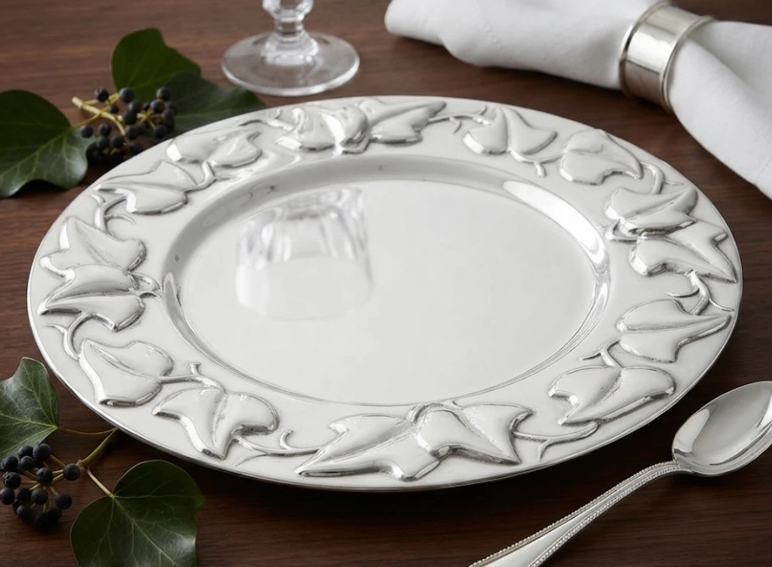 Five Elm Handcrafted Cast Aluminum Ivy Leaf Platter - photo 4