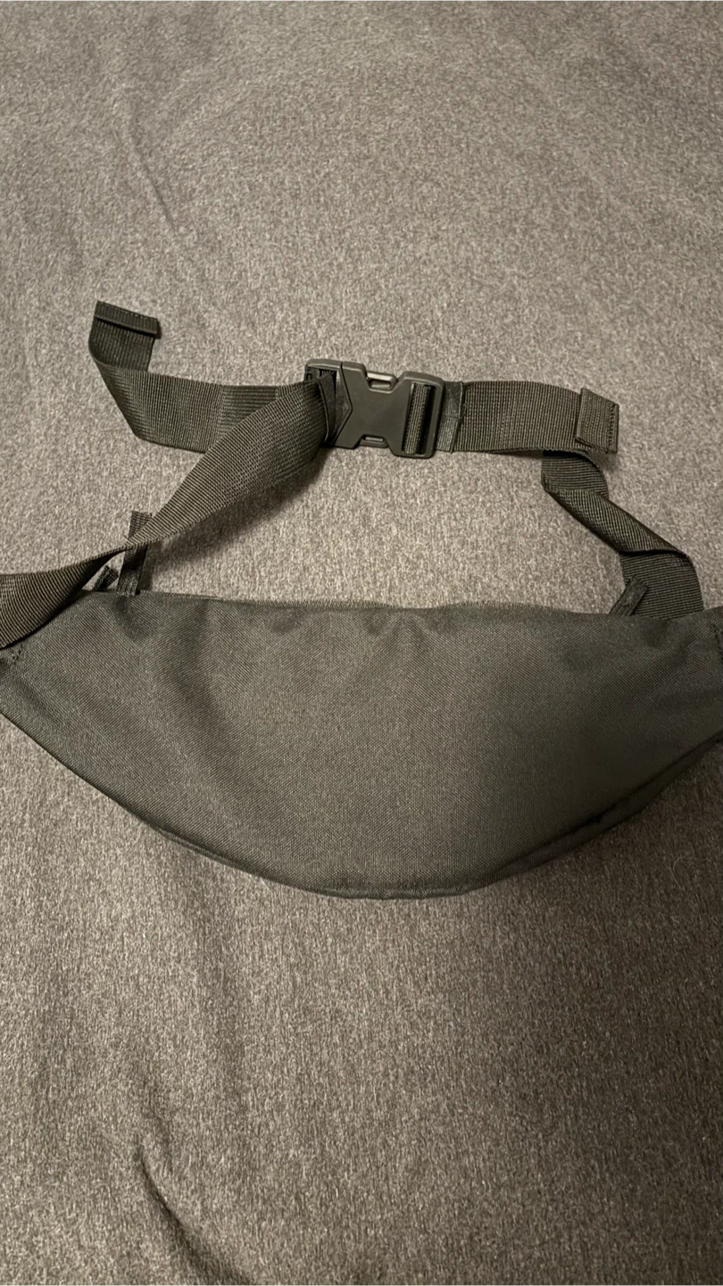 Nike Black Fanny Pack - photo 2