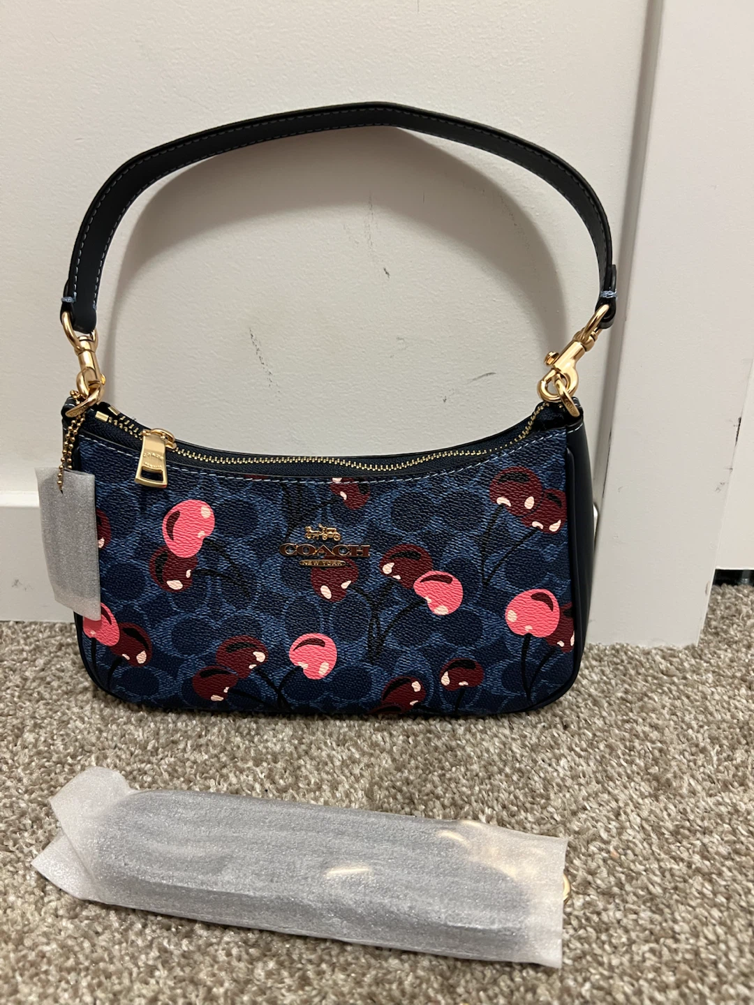 Coach Cherry Print Shoulder Bag - photo 2