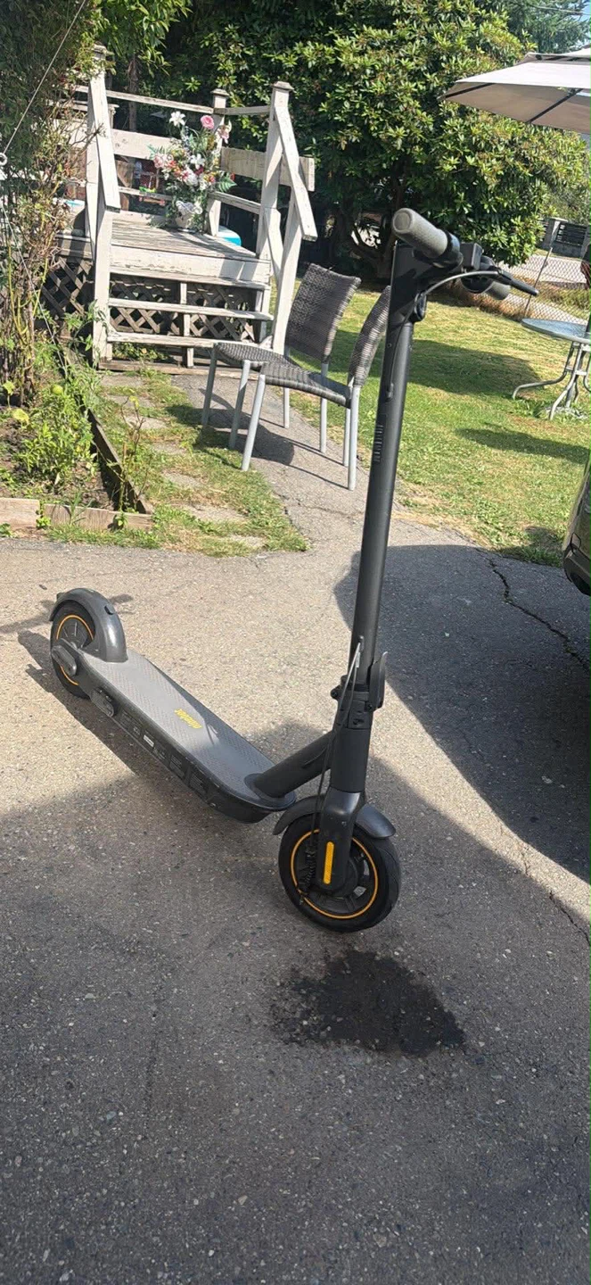 Ninebot g30 max in mint condition - photo 2