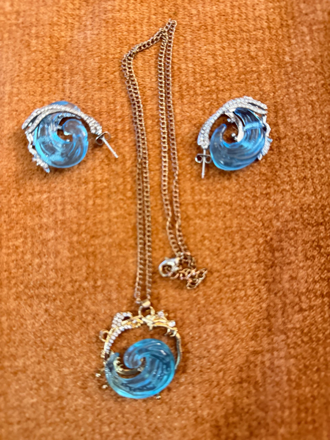 Wave Pendant Necklace and Matching Earrings Set - photo 5