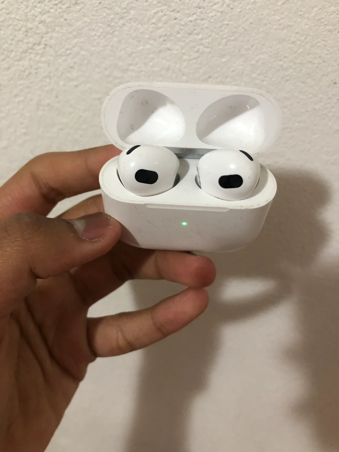 Apple AirPods 3rd Gen Charging Case