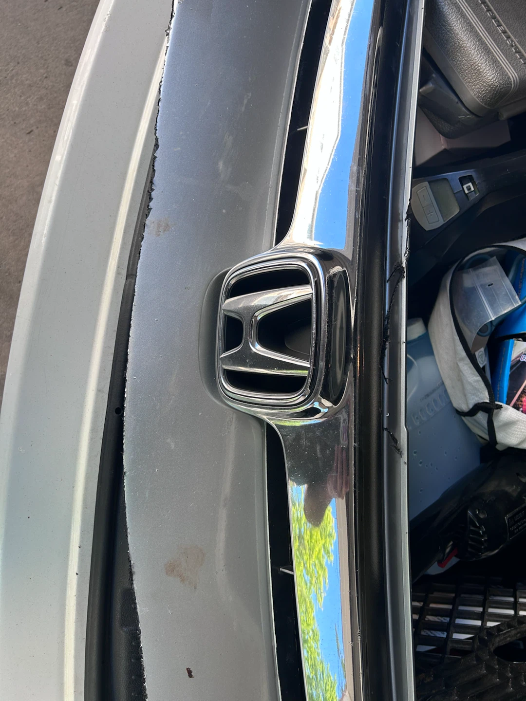 Honda civic front grille molding - photo 2